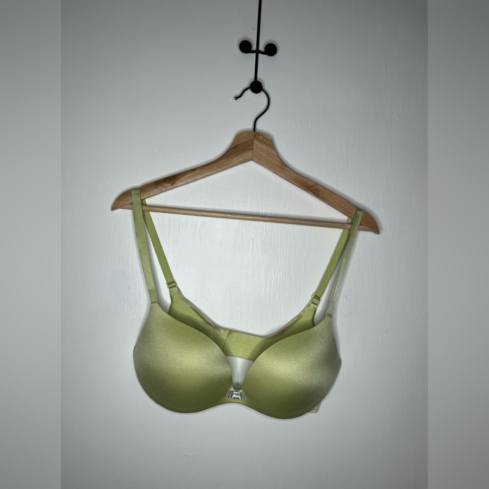 Victoria's Secret Light Green Bra